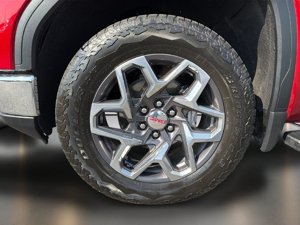 2025 GMC Sierra 1500 SLT - Photo 11