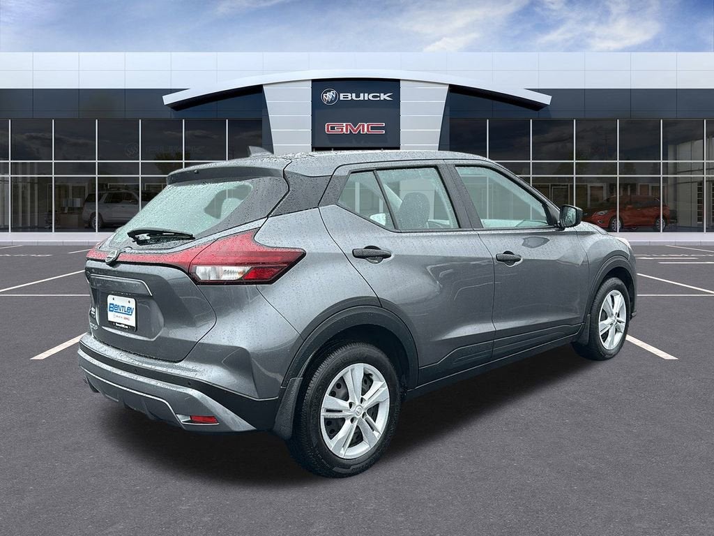 2024 Nissan Kicks S
