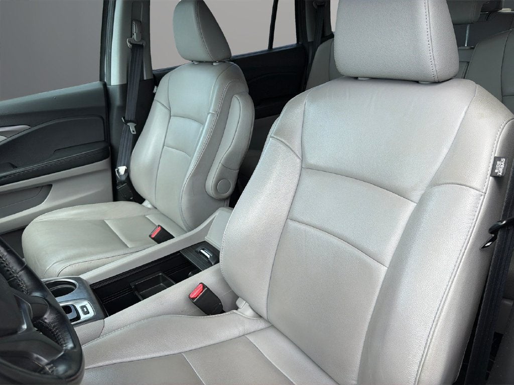 2019 Honda Pilot EX-L - Photo 14