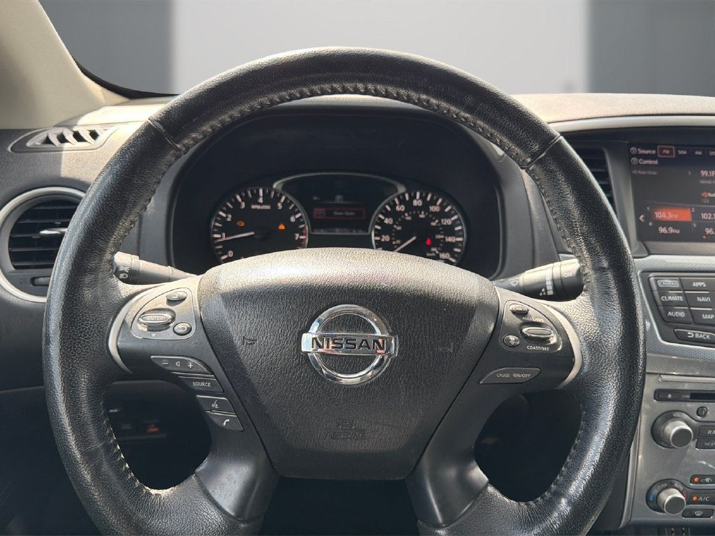 2018 Nissan Pathfinder SL