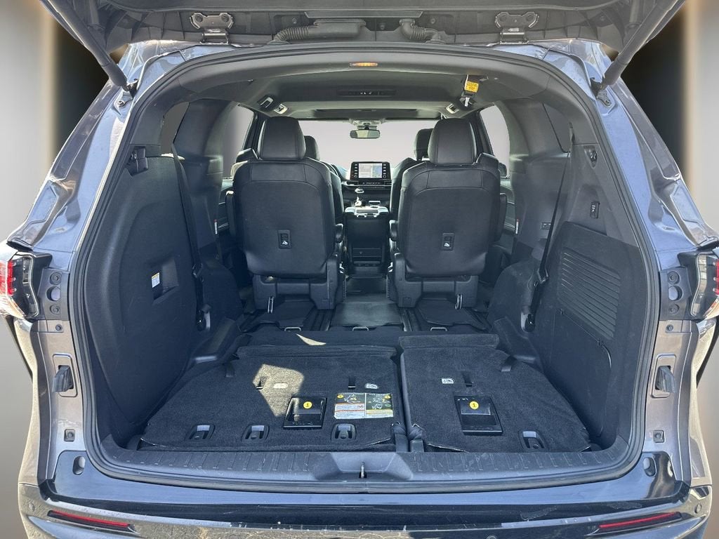 2022 Toyota Sienna XSE