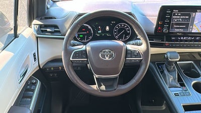 2021 Toyota Sienna Limited