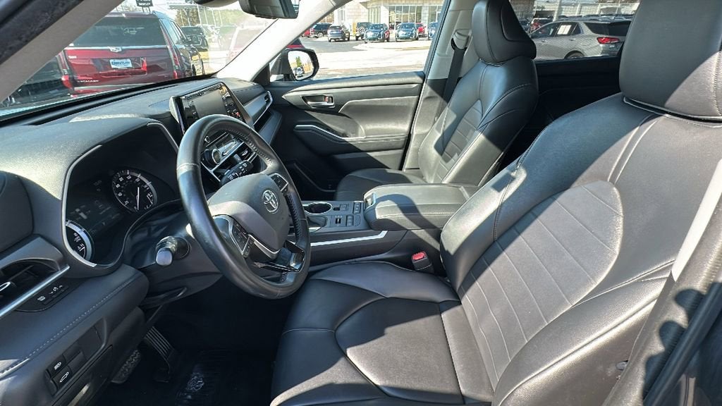 2020 Toyota Highlander XLE