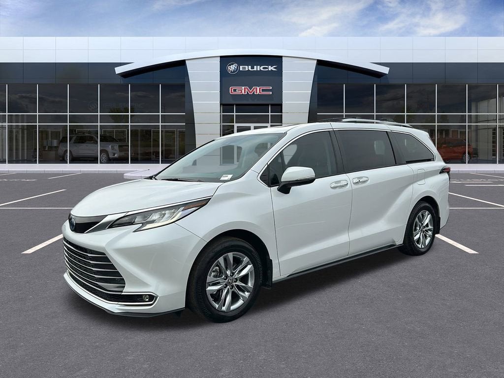 2024 Toyota Sienna Limited