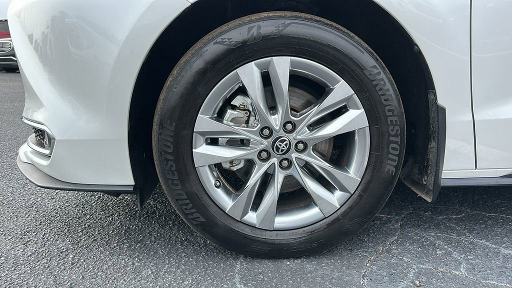 2024 Toyota Sienna Limited