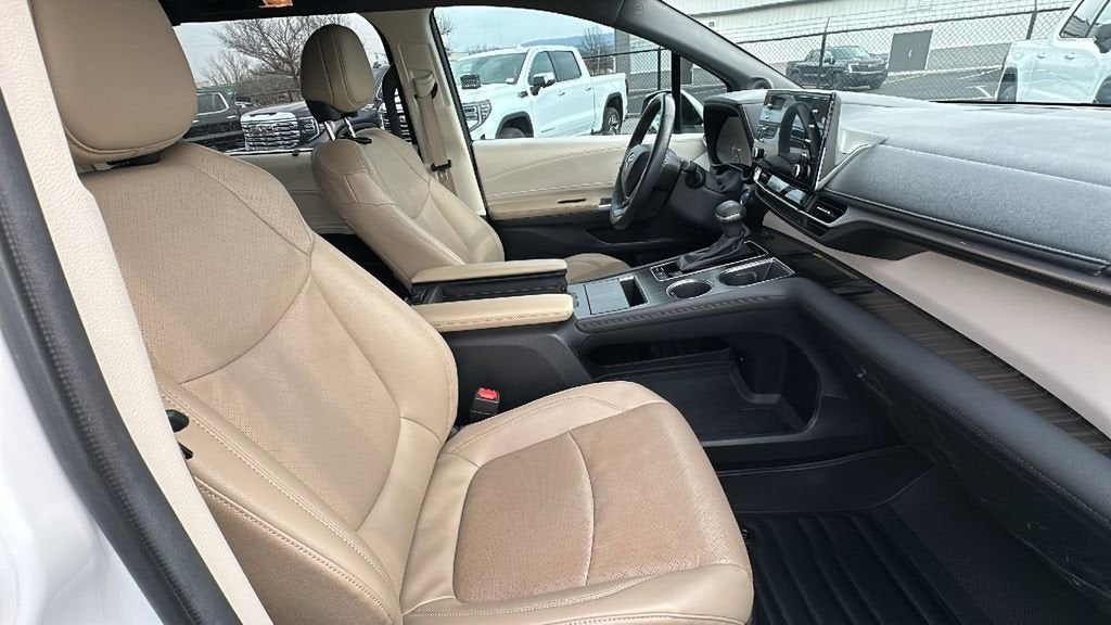 2024 Toyota Sienna Limited