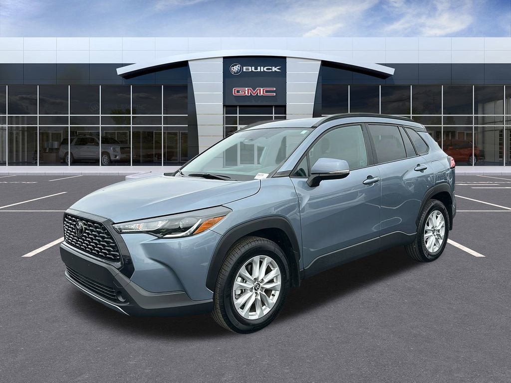 2024 Toyota Corolla Cross LE