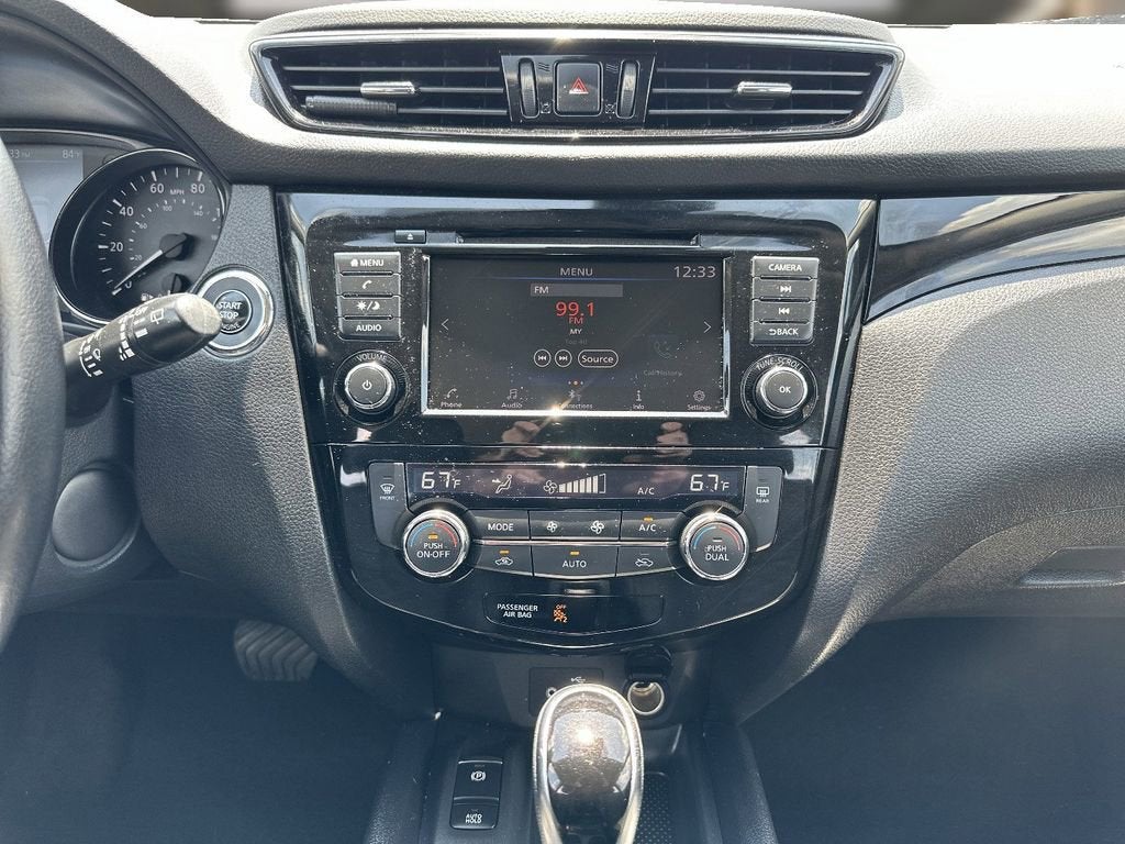 2022 Nissan Rogue Sport SV