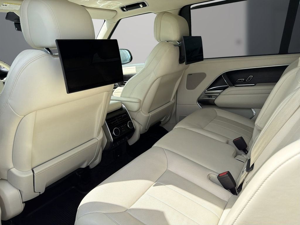 2023 Land Rover Range Rover P530 SE
