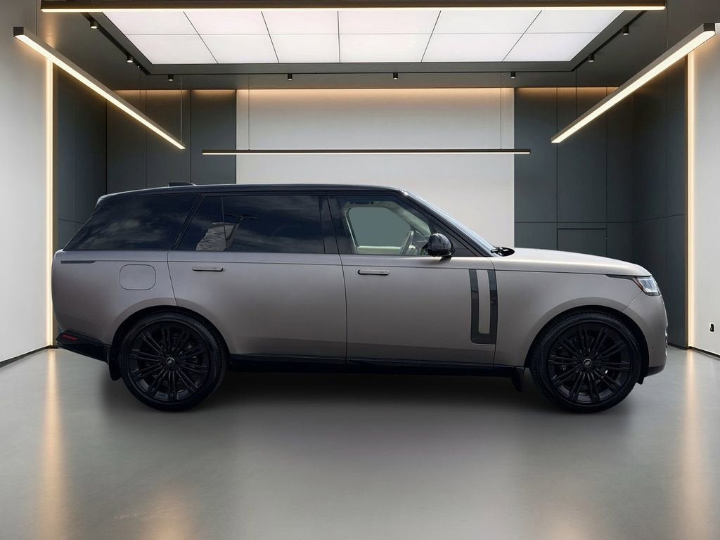 2023 Land Rover Range Rover P530 SE