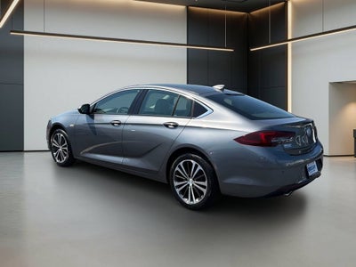 2020 Buick Regal Sportback Essence