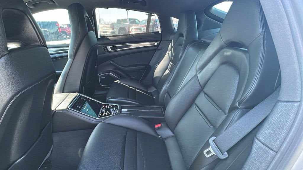 2018 Porsche Panamera 4S