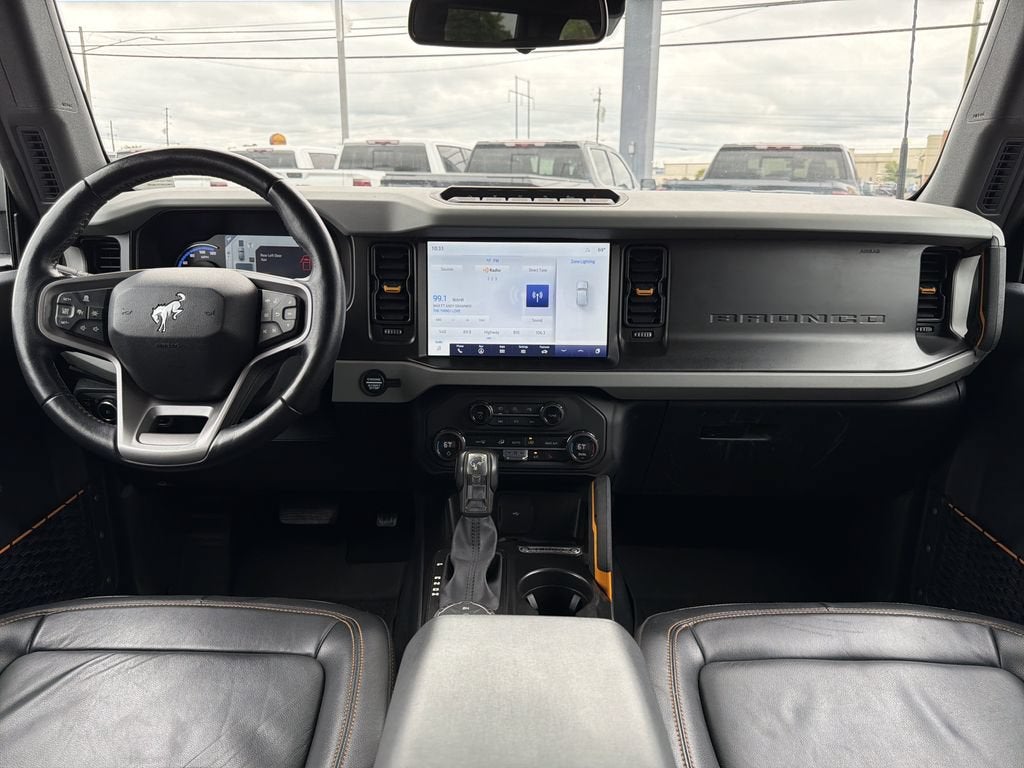 2023 Ford Bronco Base