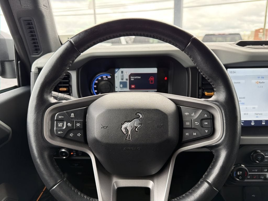 2023 Ford Bronco Base
