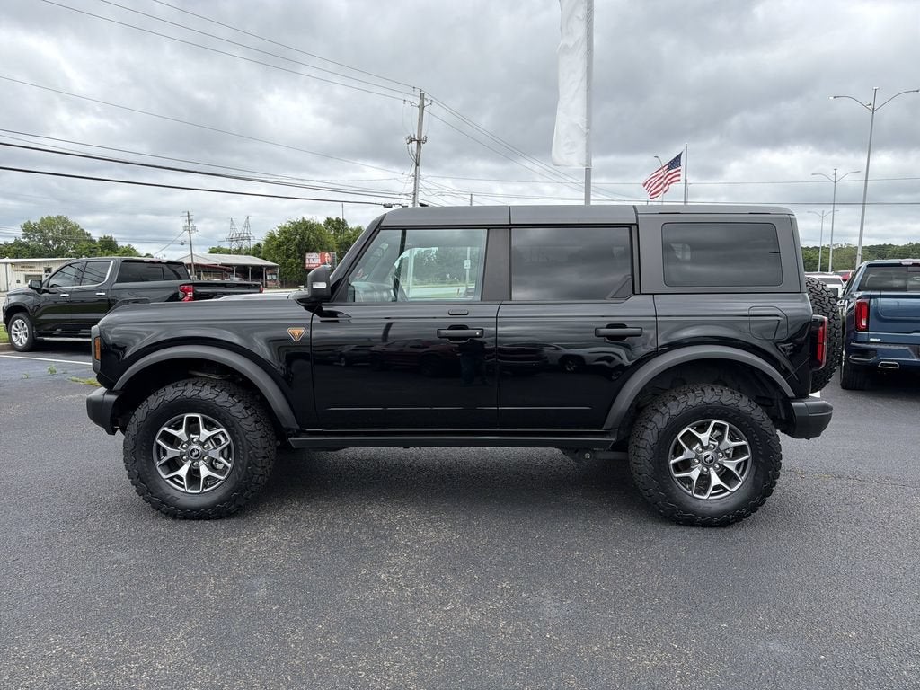2023 Ford Bronco Base
