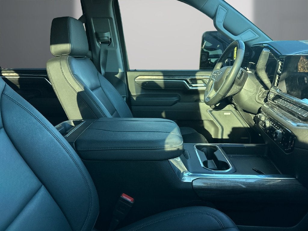 2025 Chevrolet Silverado 3500 HD LTZ