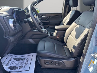 2025 Chevrolet Colorado WT/LT