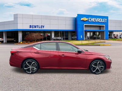 2023 Nissan Altima 2.5 SR