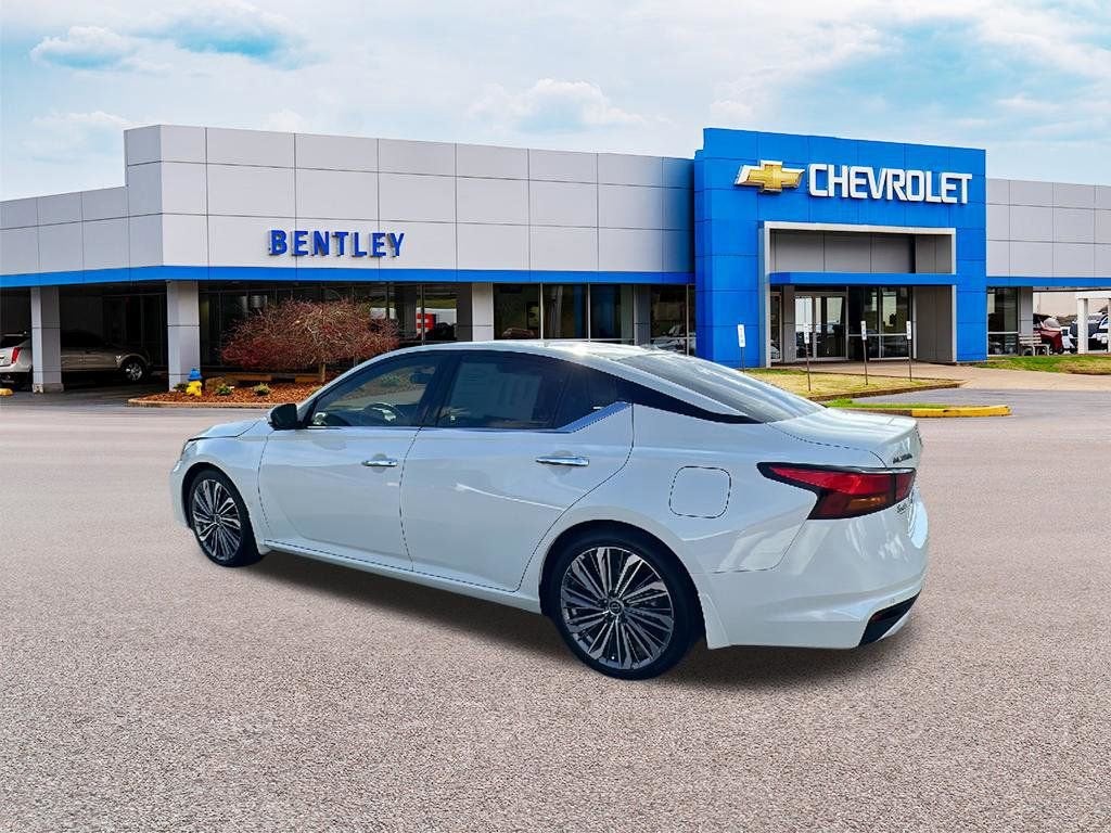 2024 Nissan Altima 2.5 SL