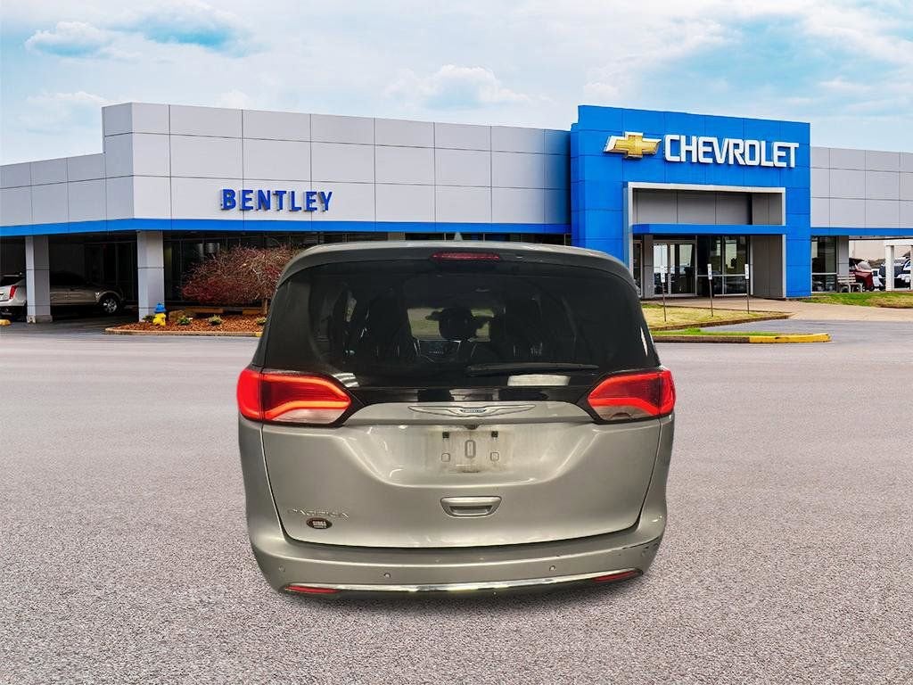 2018 Chrysler Pacifica Touring L Plus