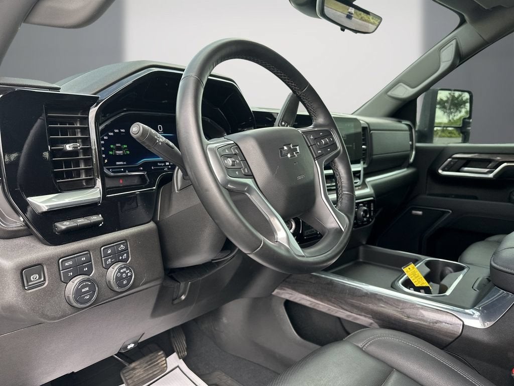 2025 Chevrolet Silverado 3500 HD LTZ