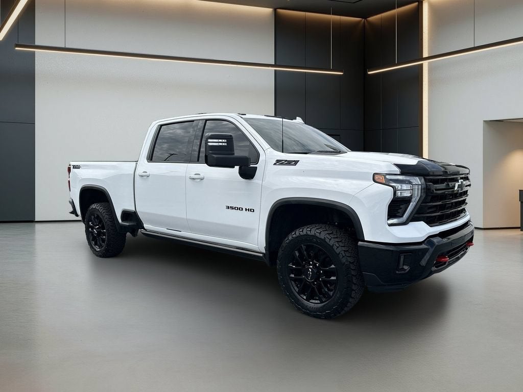 2025 Chevrolet Silverado 3500 HD LTZ
