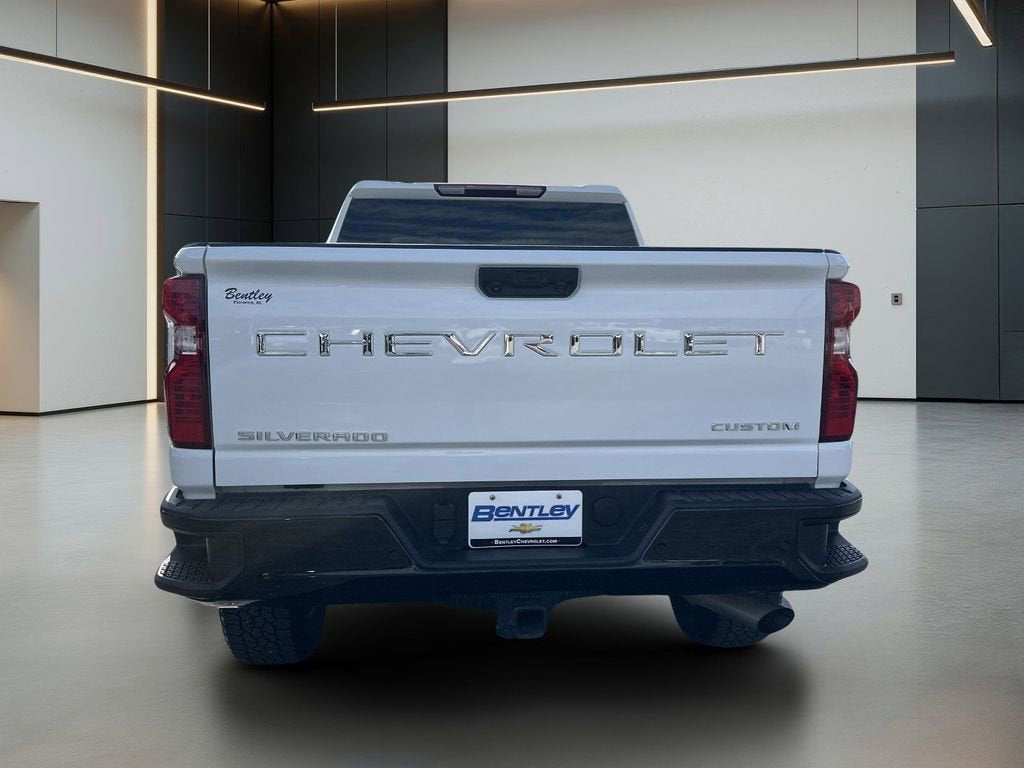 2024 Chevrolet Silverado 2500 HD Custom