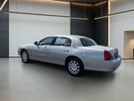 2011 Lincoln Town Car Signature Limited