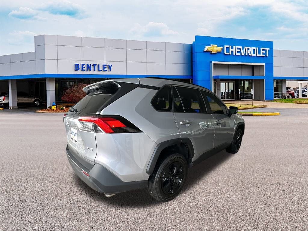 2023 Toyota RAV4 XLE