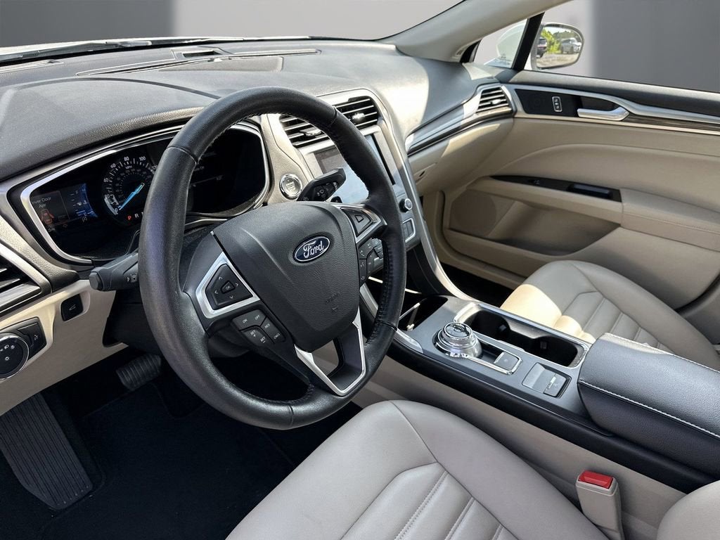 2019 Ford Fusion SEL