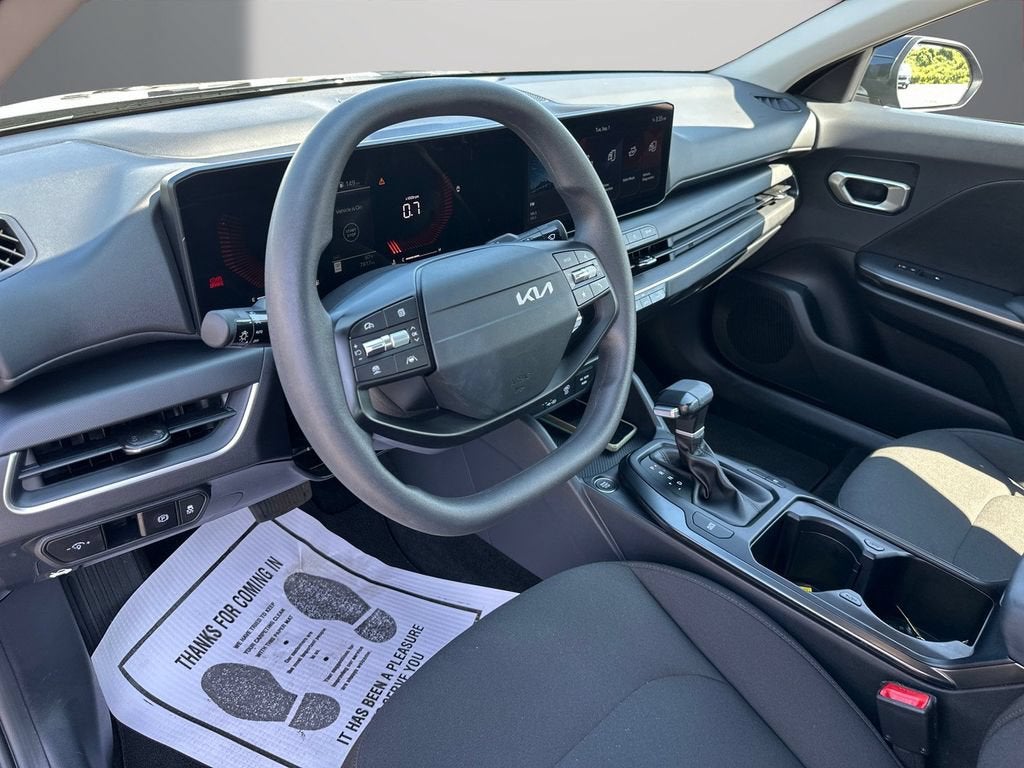 2026 Kia K4 LX