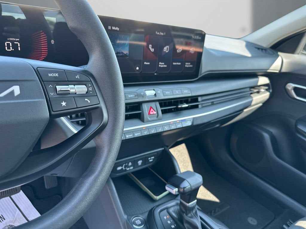 2026 Kia K4 LX