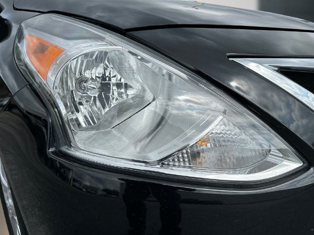 2018 Nissan Versa Sedan SV