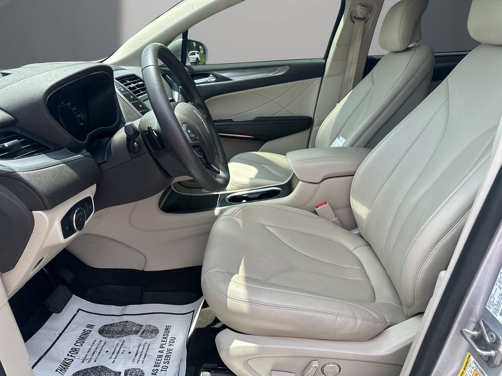 2019 Lincoln MKC Standard