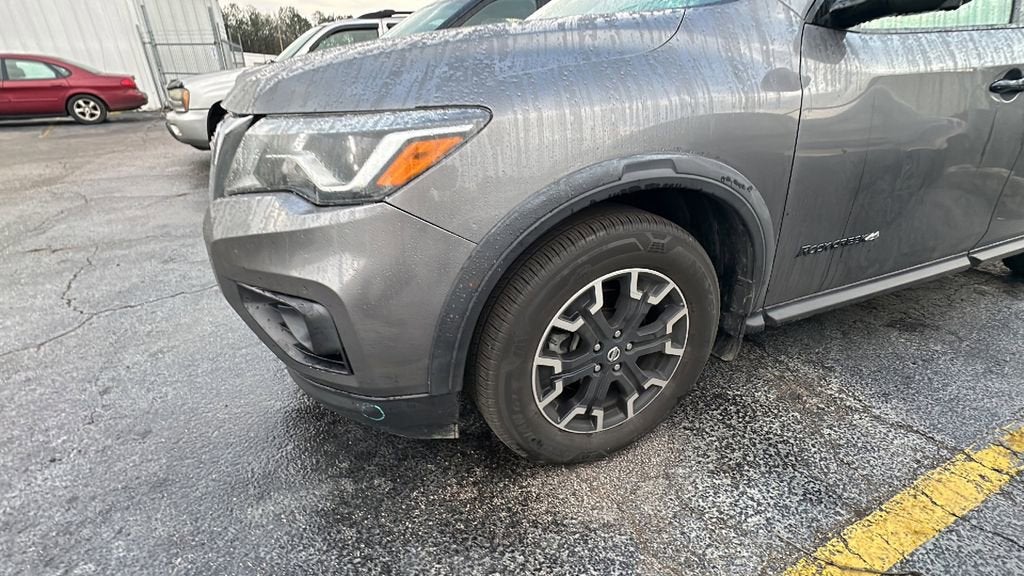 2019 Nissan Pathfinder SL