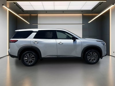 2023 Nissan Pathfinder S