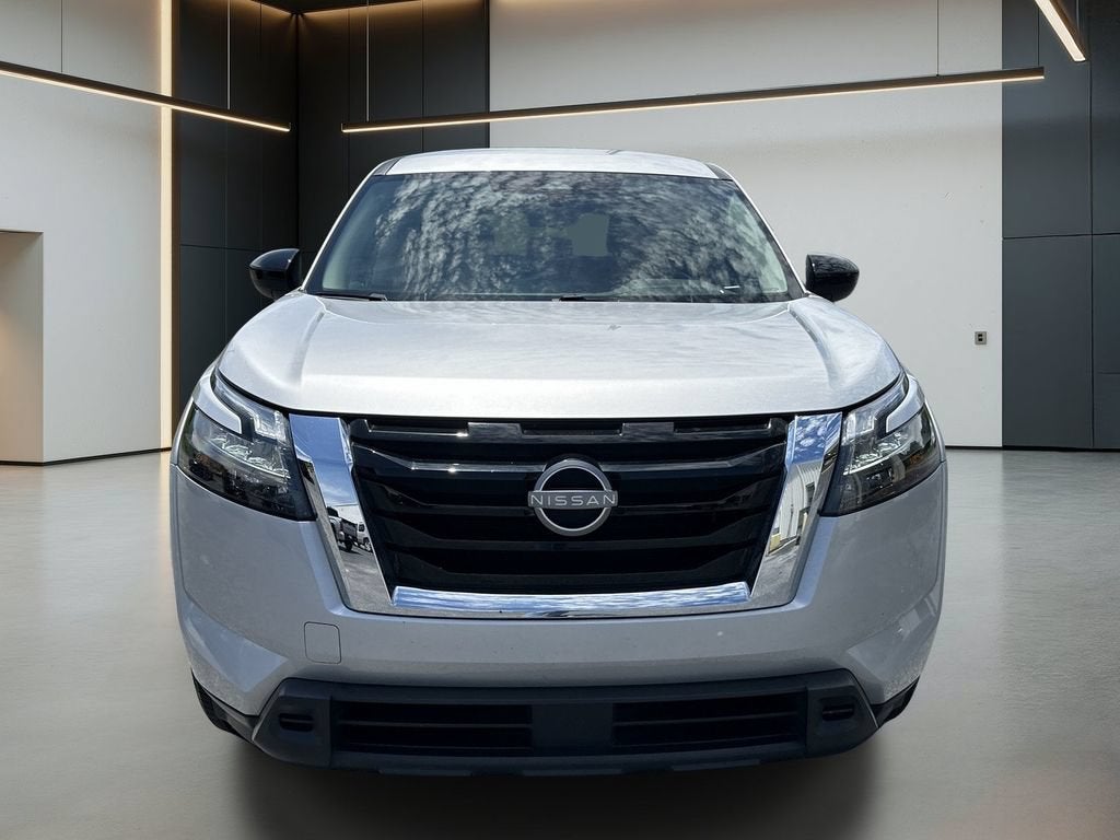 2023 Nissan Pathfinder S