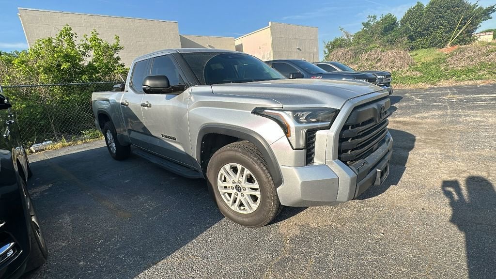 2022 Toyota Tundra 2WD SR5