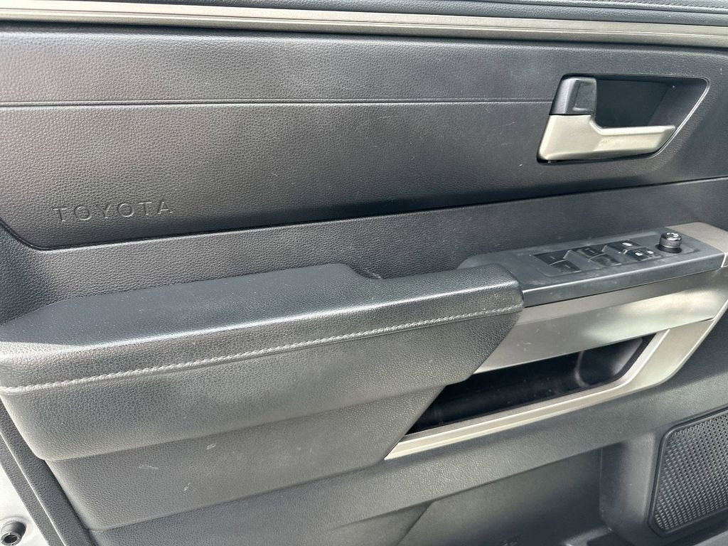 2022 Toyota Tundra 2WD SR5