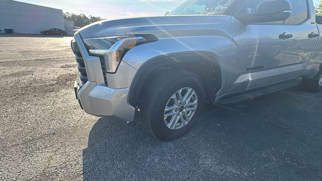 2022 Toyota Tundra 2WD SR5