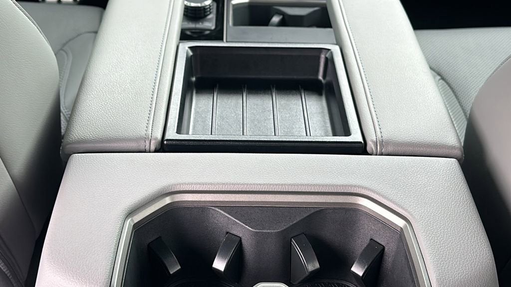 2025 Toyota Tundra 4WD SR5