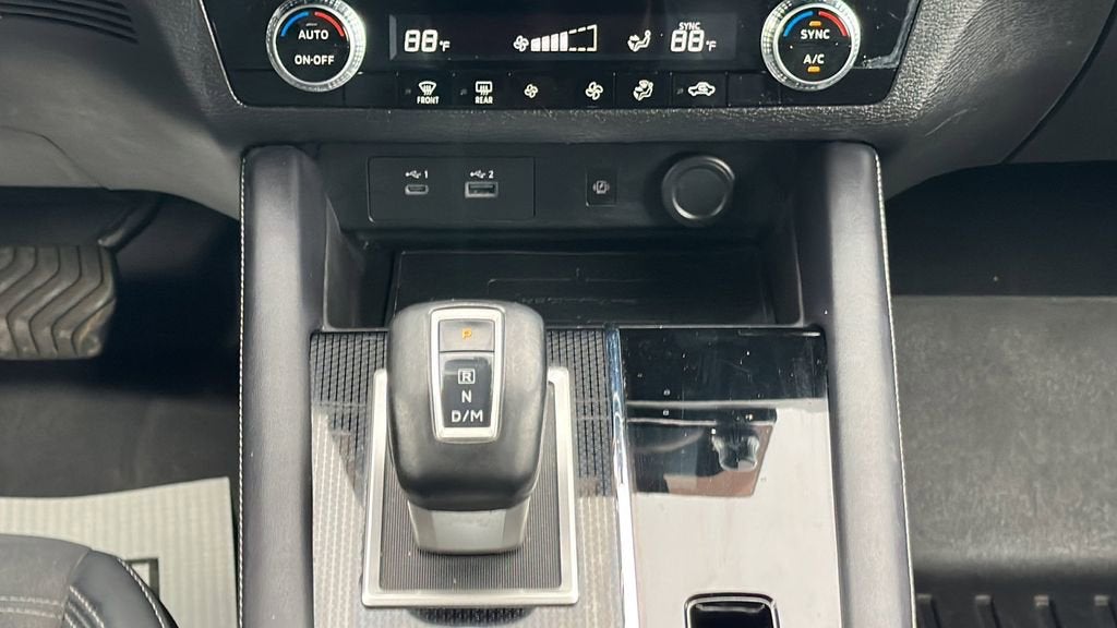 2022 Mitsubishi Outlander SE