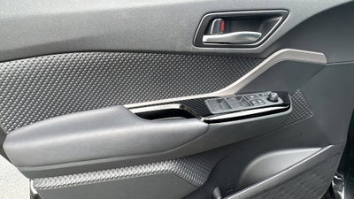 2022 Toyota C-HR XLE