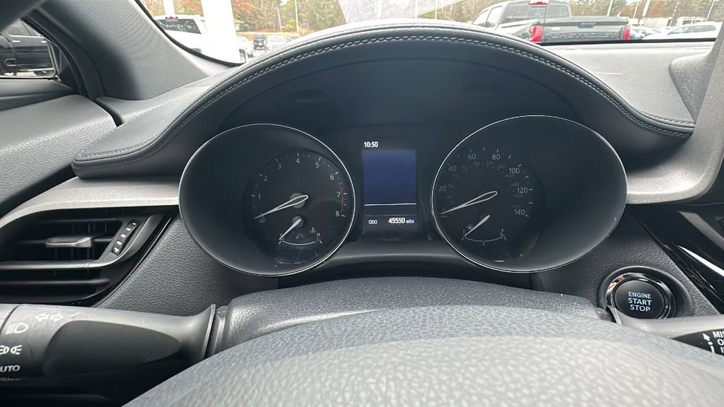 2022 Toyota C-HR XLE