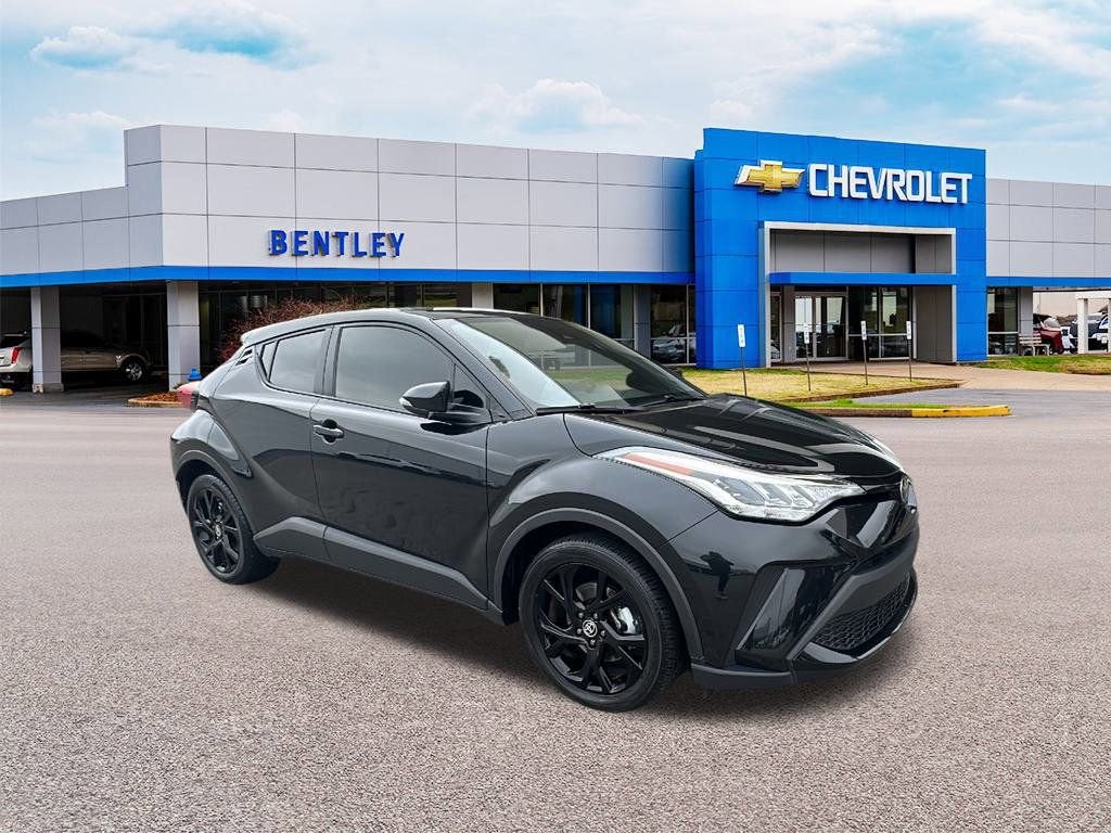 2022 Toyota C-HR XLE
