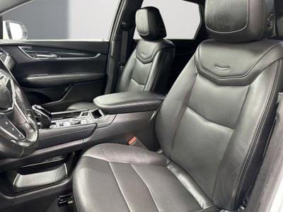 2022 Cadillac XT5 Premium Luxury