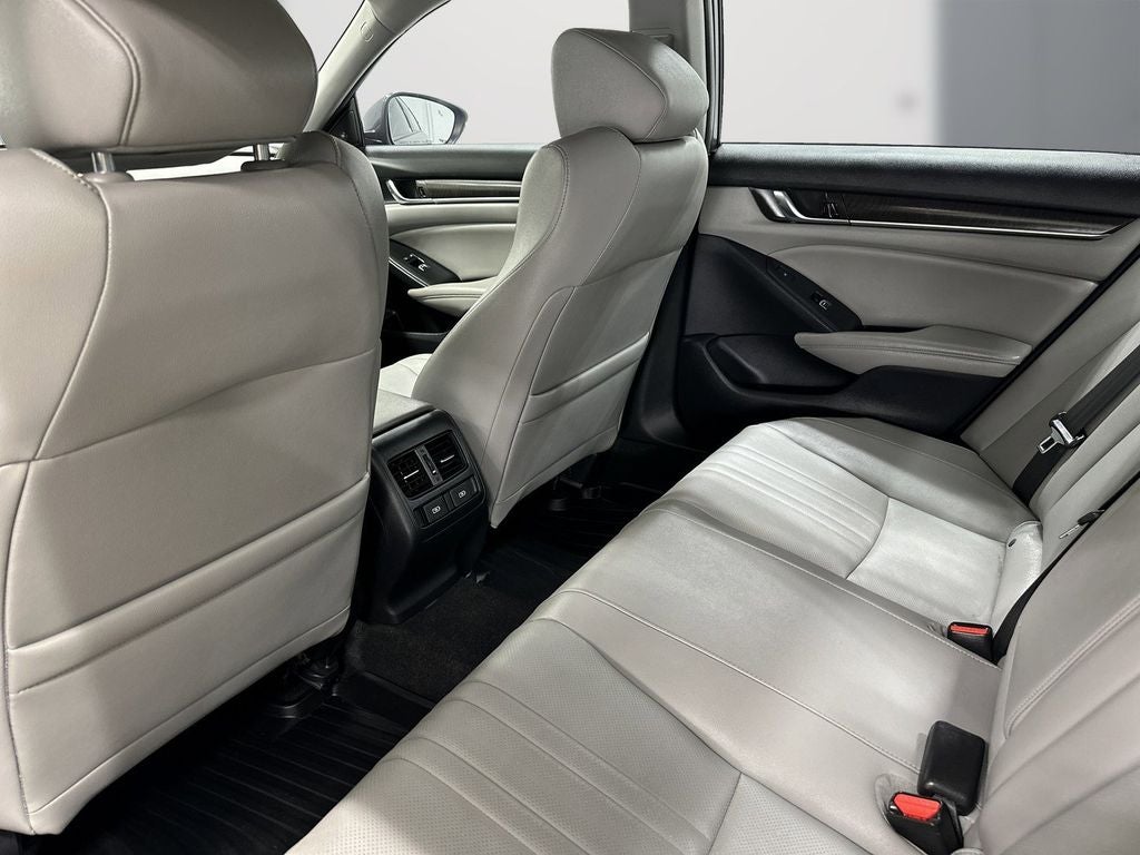2019 Honda Accord Touring 2.0T