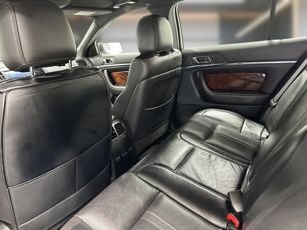 2014 Lincoln MKS Base