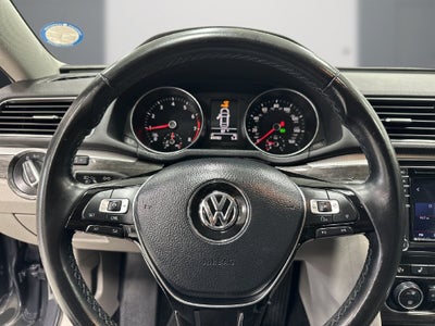 2018 Volkswagen Passat 2.0T SE