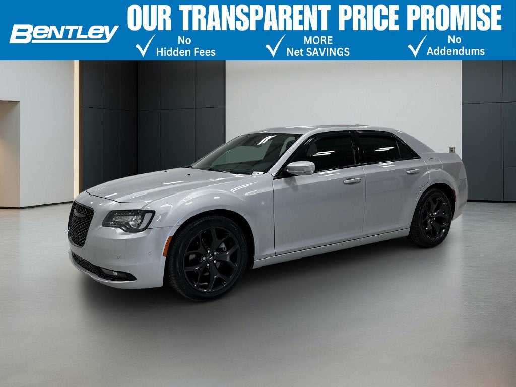 2022 Chrysler 300 S